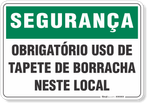 4561-placa-seguranca-obrigatorio-uso-de-tapete-de-borracha-neste-local-pvc-semi-rigido-26x18cm-furos-6mm-parafusos-nao-incluidos-1
