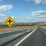 PLACA-RODOVIA-AEROPORTO-ADVERTENCIA