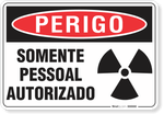 3342-placa-perigo-somente-pessoal-autorizado-pvc-semi-rigido-26x18cm-furos-6mm-parafusos-nao-incluidos-1